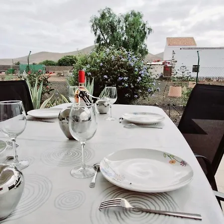 Estrella De Blanca Villa La Oliva