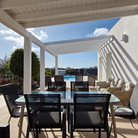 Estrella De Blanca *