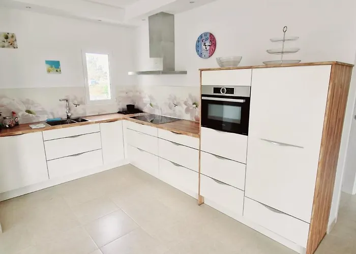 Estrella De Blanca Villa