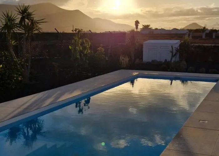 Estrella De Blanca Villa