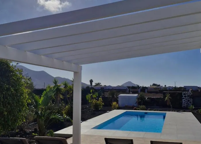 Estrella De Blanca Villa