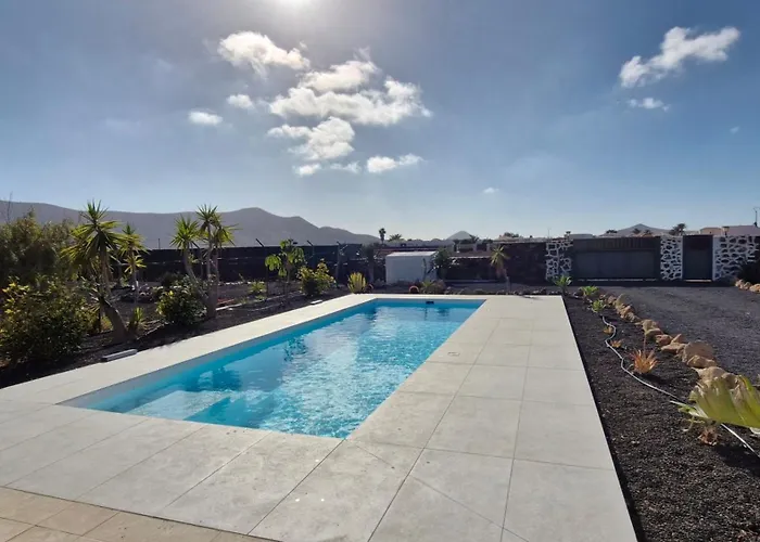 Estrella De Blanca *