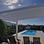 Estrella De Blanca Villa