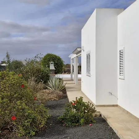 Vila Estrella De Blanca La Oliva