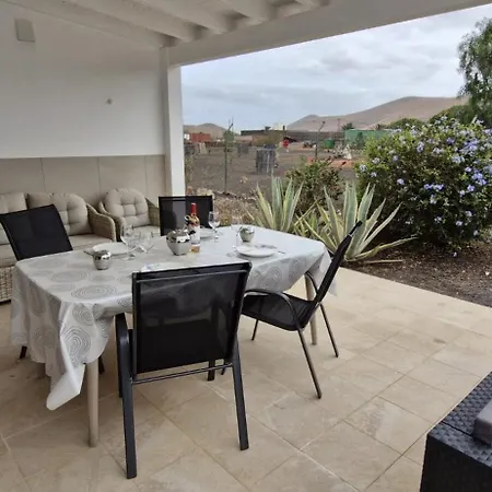 Vila Estrella De Blanca