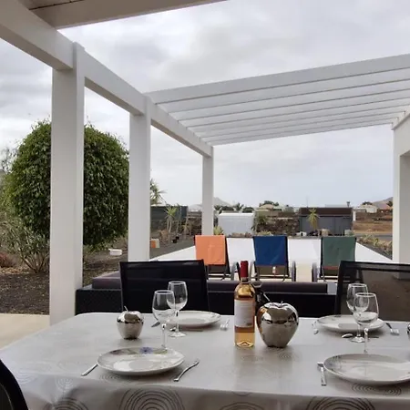 Estrella De Blanca Vila