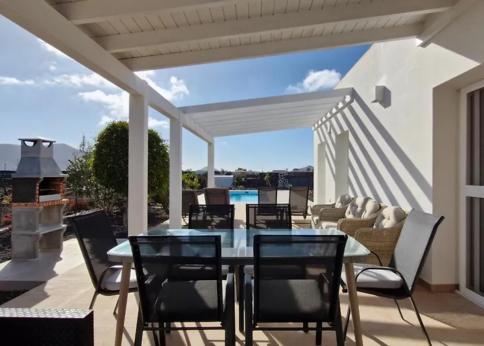 Estrella De Blanca *